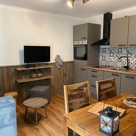 Appartement Brettljause Ferienhaus Fuenf Sinne Döbriach Eksteriør bilde